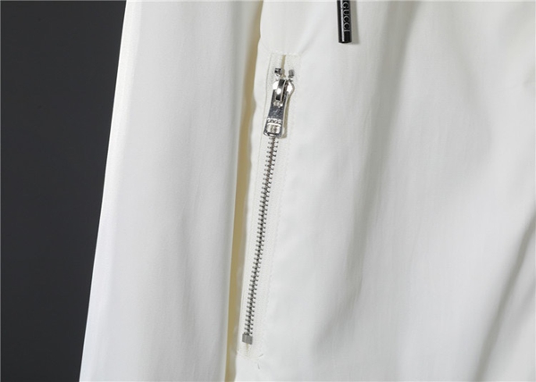 ブランドジャケット着用イメージ